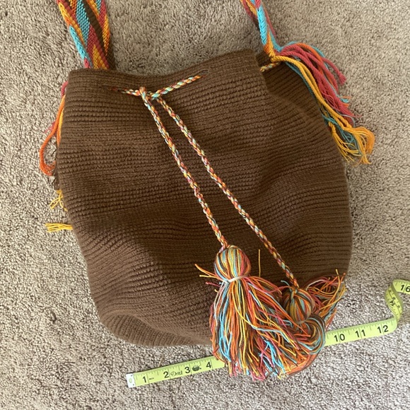 Artesan Woven Crossbody bag - Picture 2 of 6